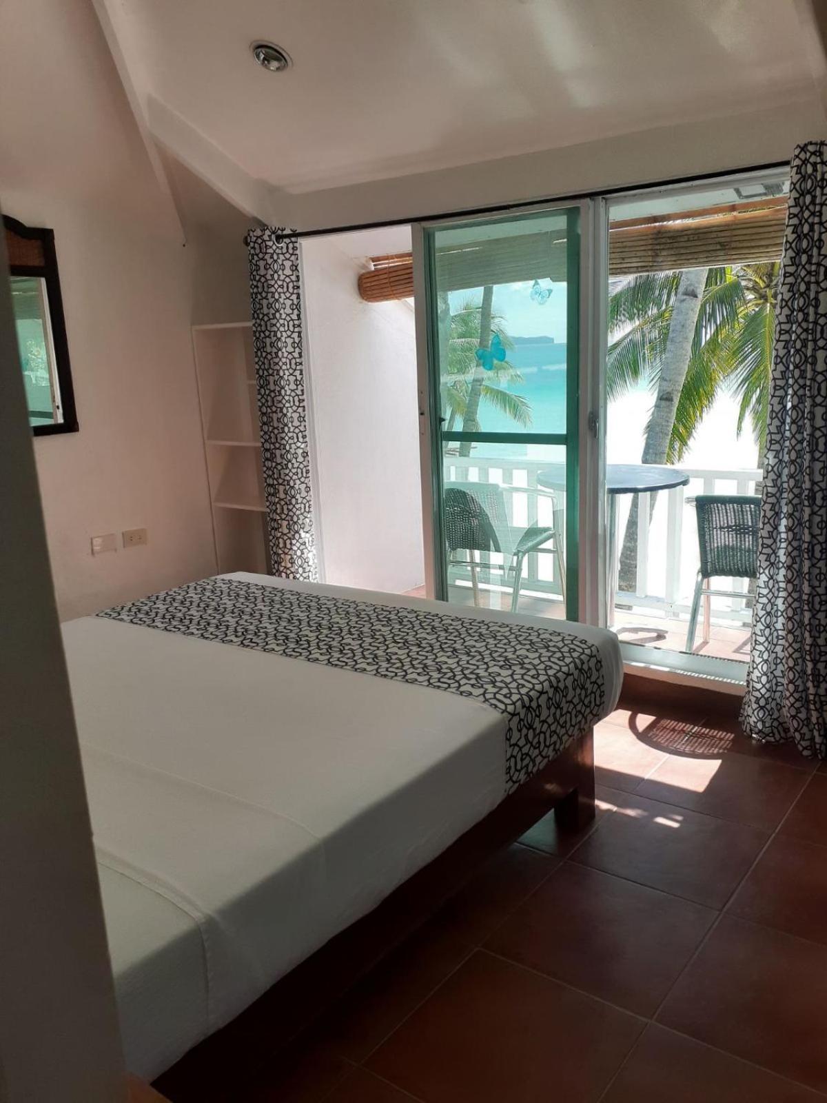 Bluewaves Beach House Balabag  Ngoại thất bức ảnh